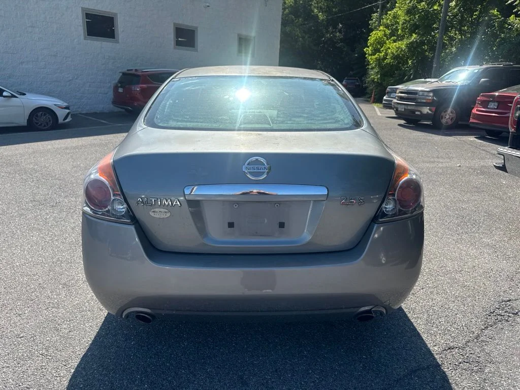 Used 2009 Gray Nissan 2.5 S image 5