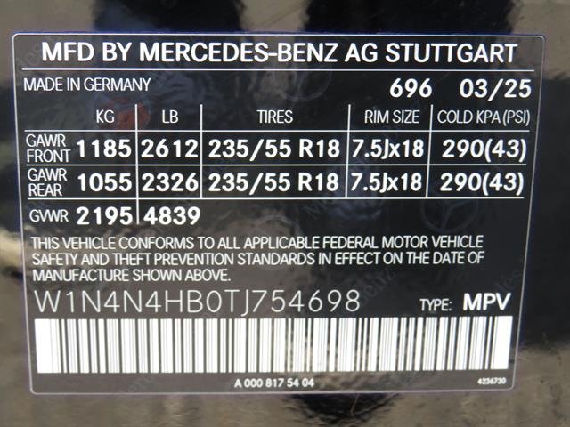Used 2026 Night Black Mercedes-Benz GLA 250 4MATIC® image 8