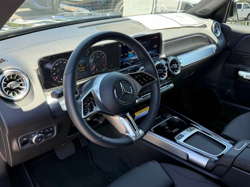 Certified Used 2026 Black Mercedes-Benz GLB 250 image 19