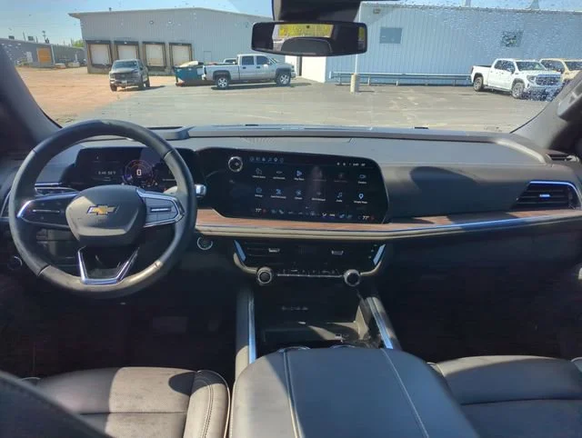 Used 2025 Dark Ash Metallic Chevrolet Premier image 15