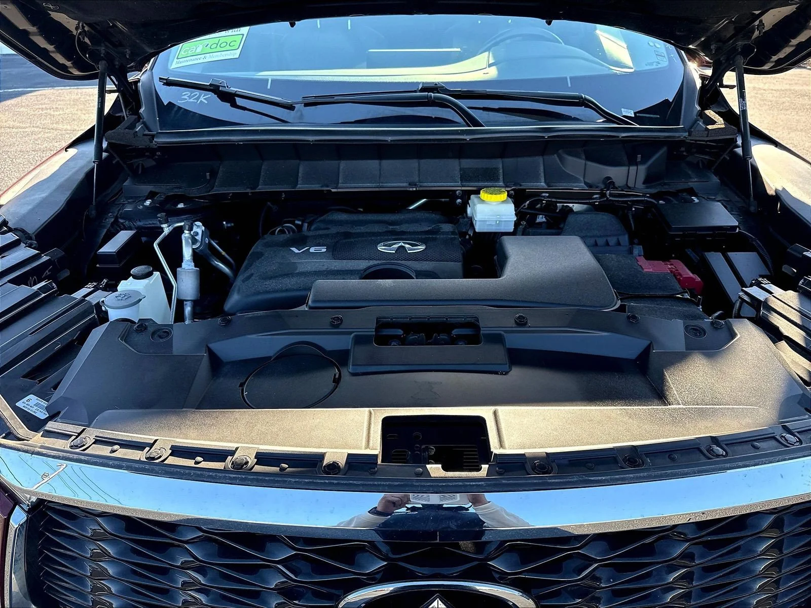 Used 2022 Bordeaux INFINITI LUXE image 32