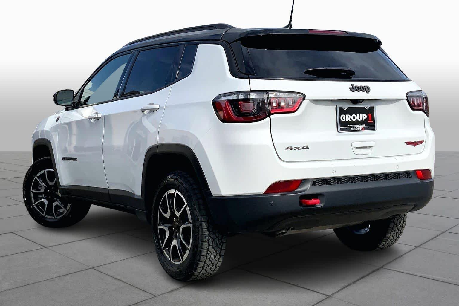 Used 2025 Bright White Clearcoat Jeep Trailhawk image 12