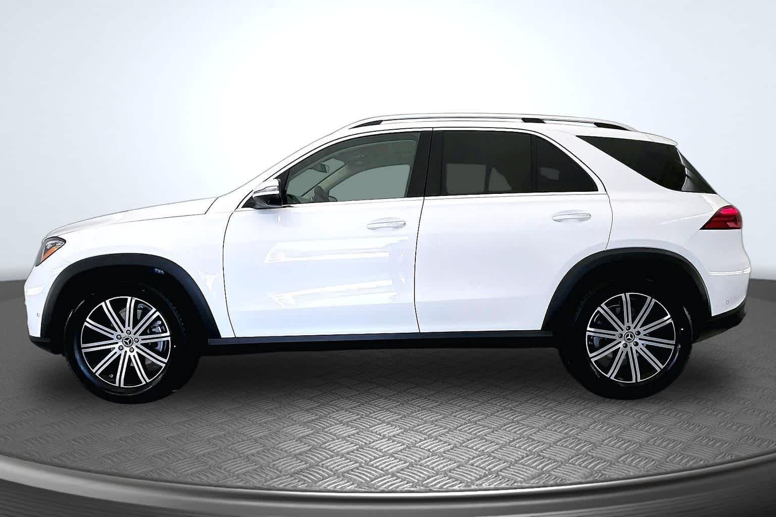 New 2026 Polar White Mercedes-Benz GLE 350 image 3