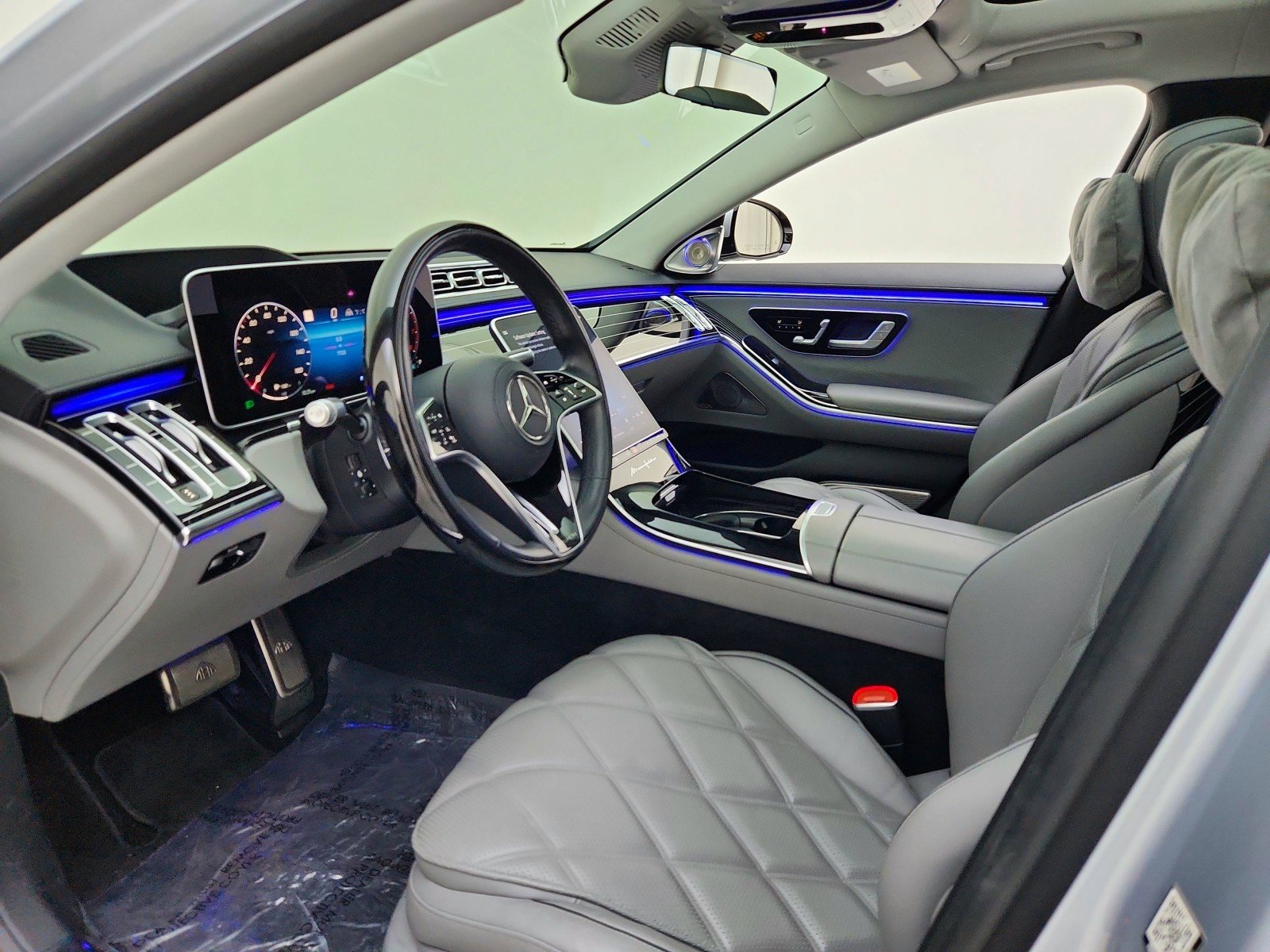 Certified Used 2023 Obsidian Black Mercedes-Benz Maybach S 680 image 16