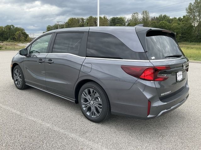 New 2026 Modern Steel Metallic Honda Touring image 16