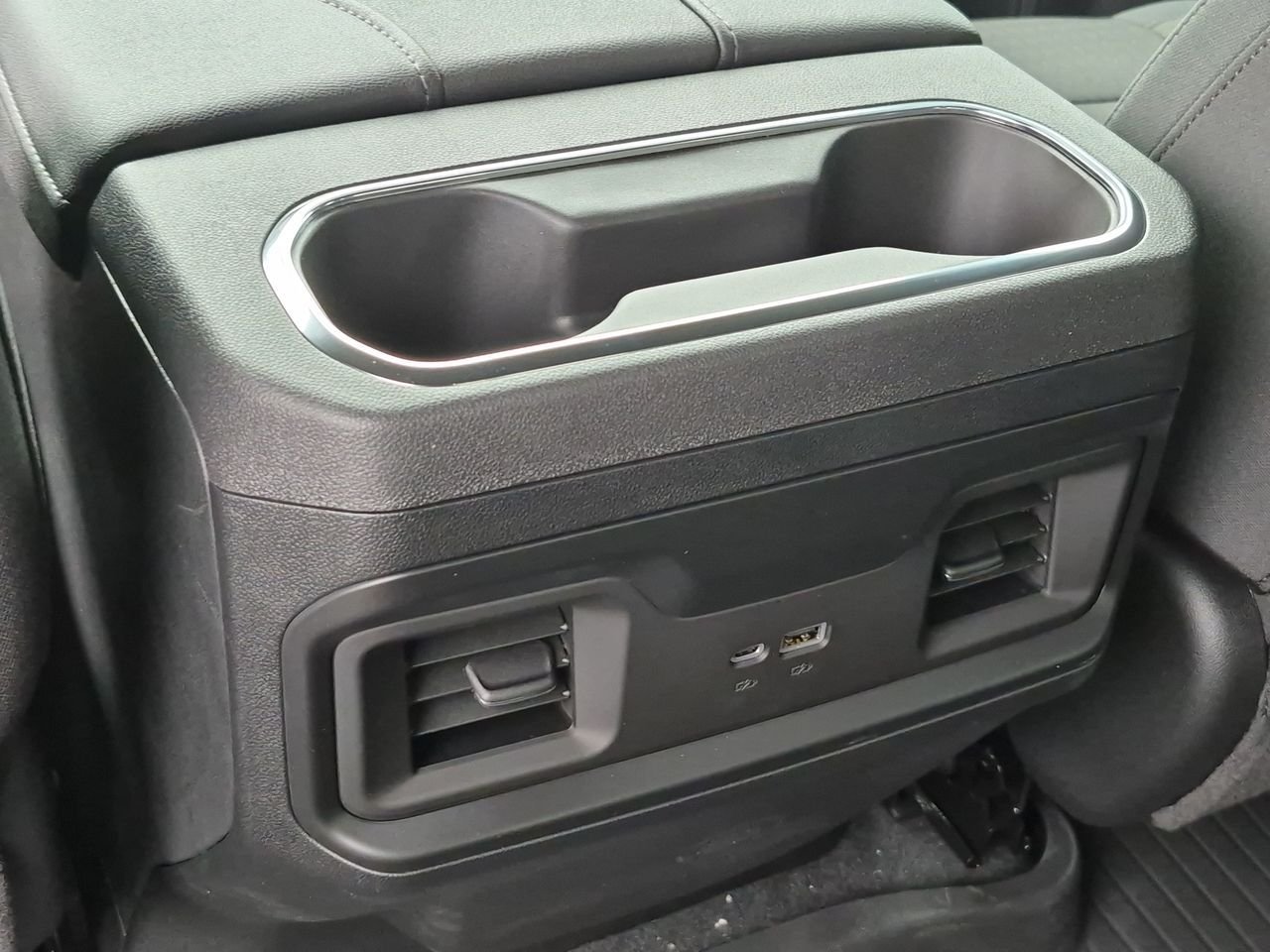2026 Chevrolet Silverado 1500 RST - Photo 21