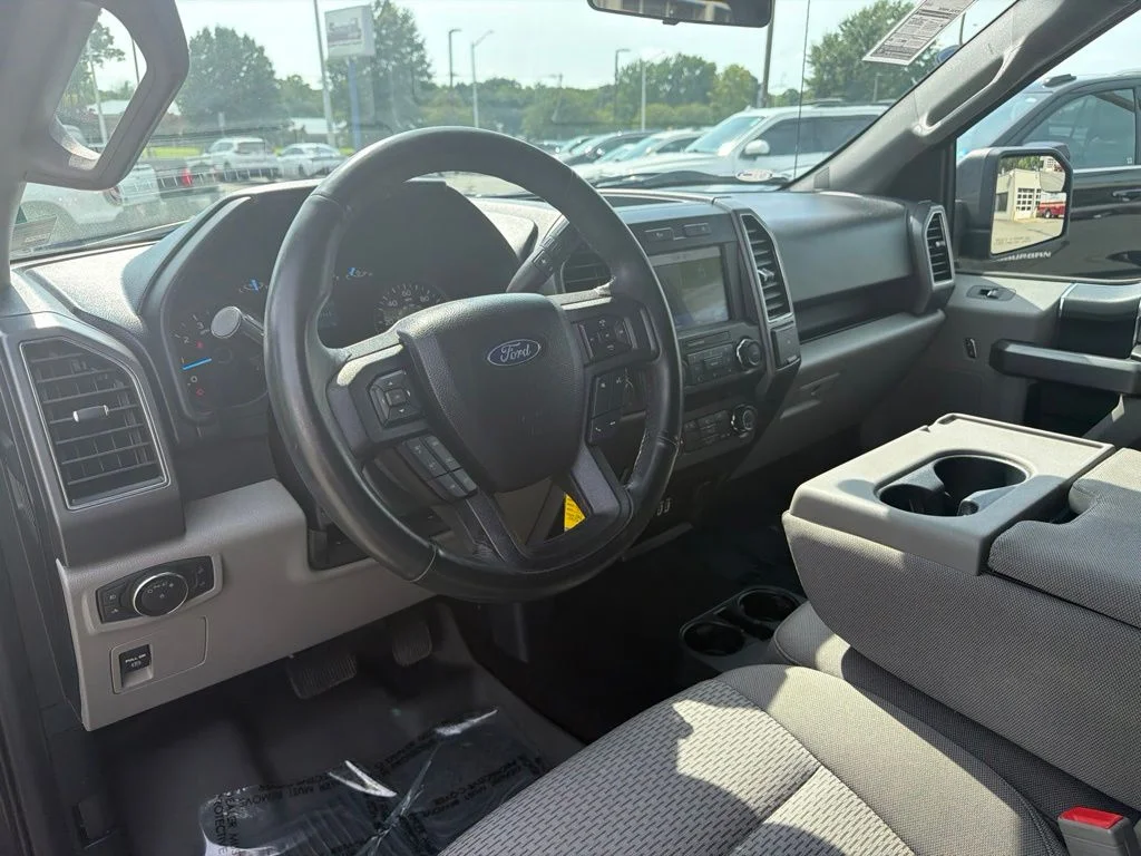 Used 2019 Red Ford XLT image 26