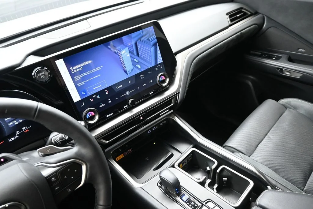 Used 2024 Silver Lexus 550h+ Luxury image 19