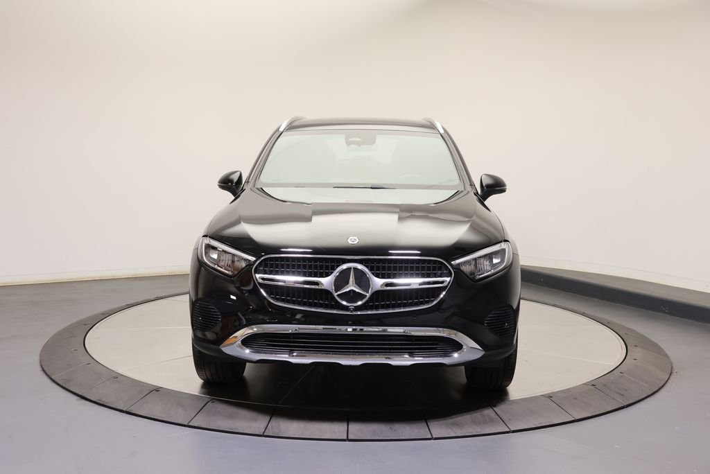 Used 2026 Black Mercedes-Benz GLC 300 image 2