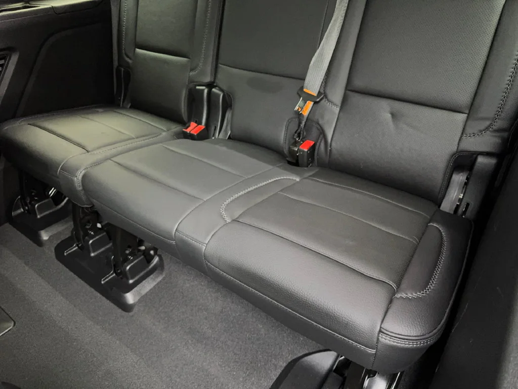 Used 2024 White GMC Denali image 43