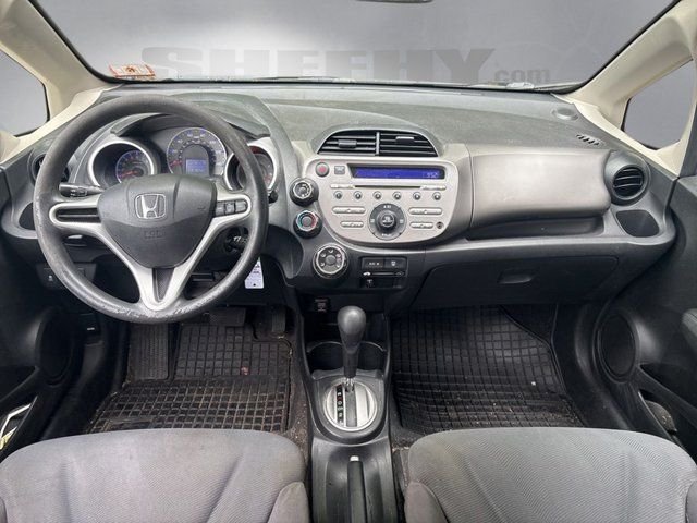 Used 2013  Honda Base image 3