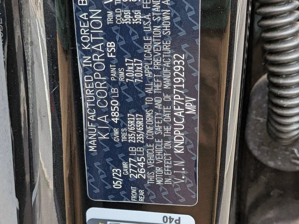 Used 2023 Black Kia LX image 27