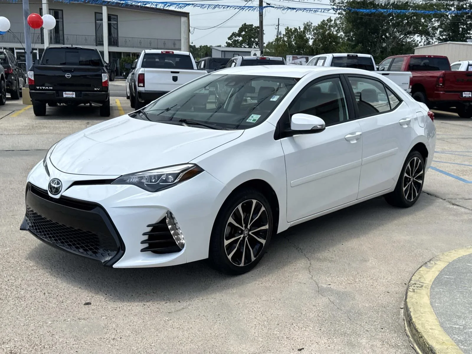 Used 2019 Super White Toyota LE image 3