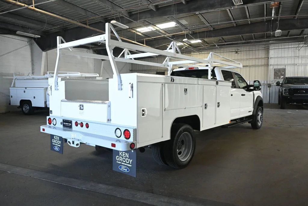New 2026 Oxford White Ford XL image 9