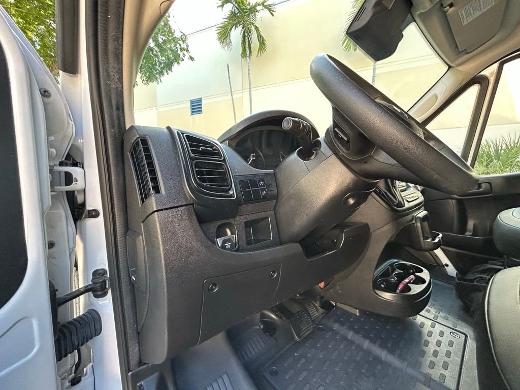 Used 2023 White Ram High Roof image 11