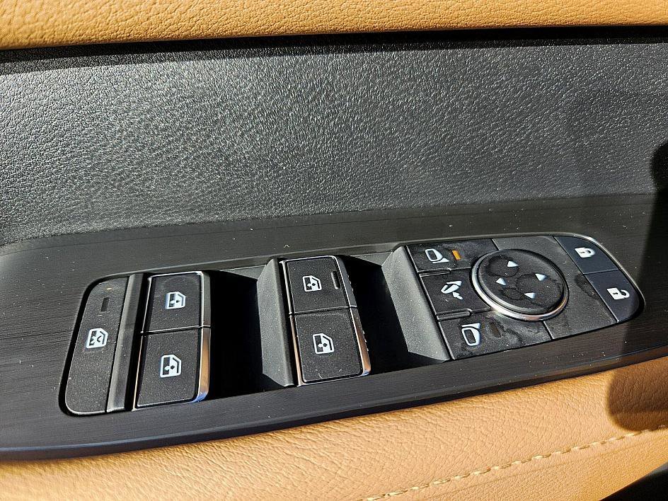 2026 Nissan Armada SL - Photo 30