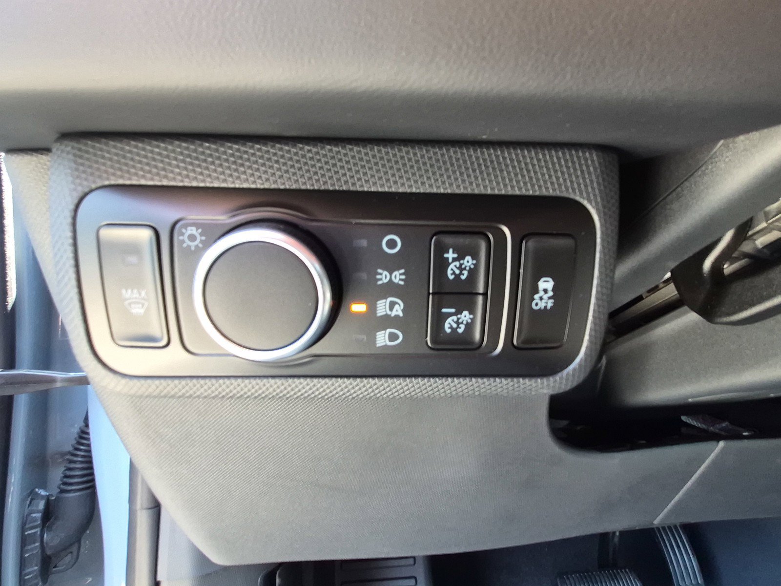 New 2026 Glacier Gray Metallic Tri-coat Ford Premium image 22