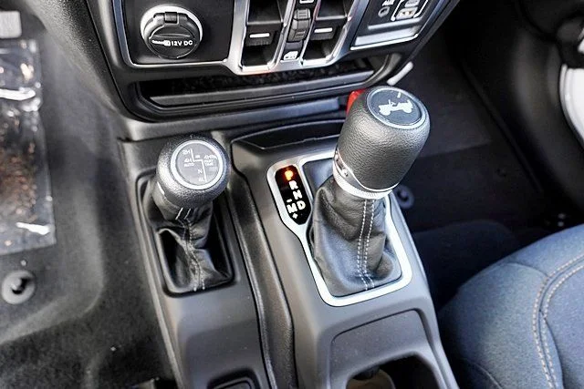 2025 Jeep Wrangler 4xe Sports S 4XE - Photo 37