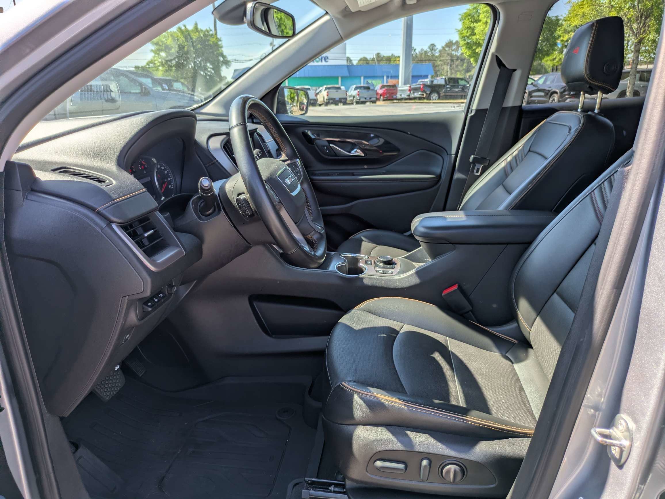 Used 2023 Sterling Metallic GMC AT4 image 21