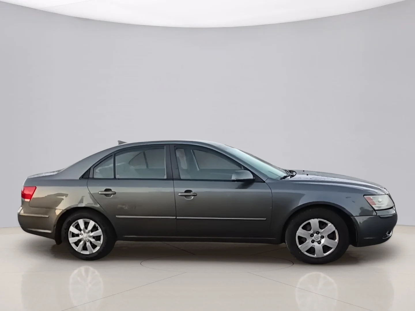 Used 2009 Gray Hyundai GLS image 4