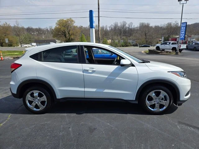 Used 2022 White Honda LX image 9