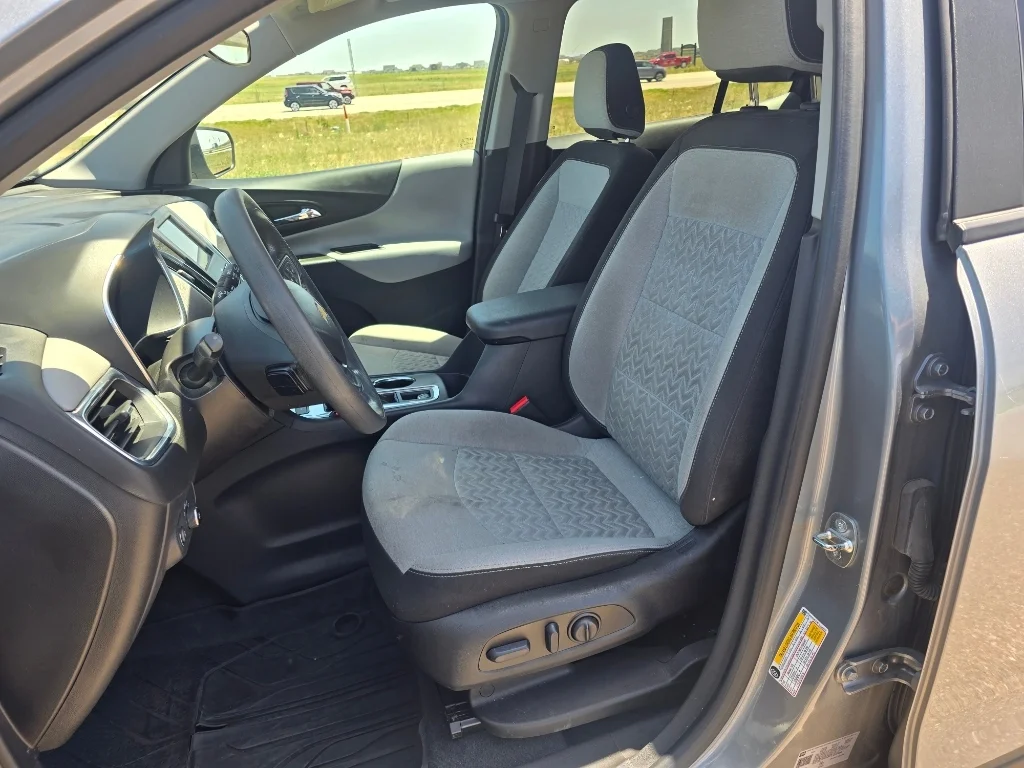Used 2020 Nightfall Gray Metallic Chevrolet LS image 13
