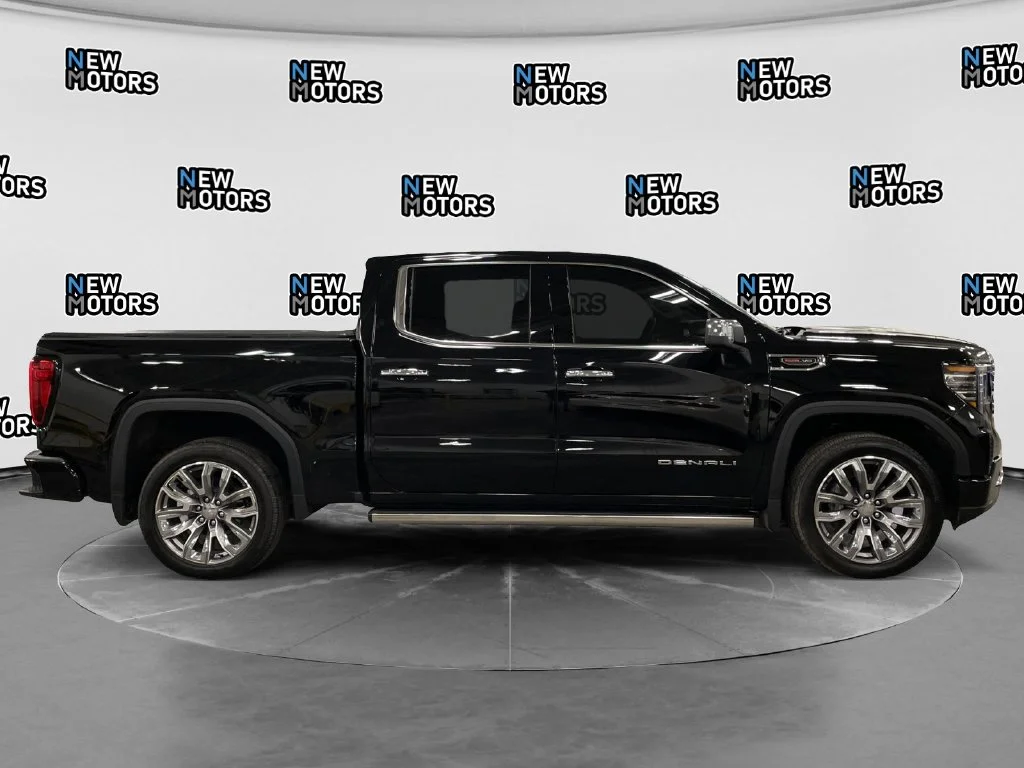 Used 2026 Onyx Black GMC Denali image 6