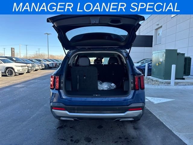 2025 Kia Sorento S - Photo 10