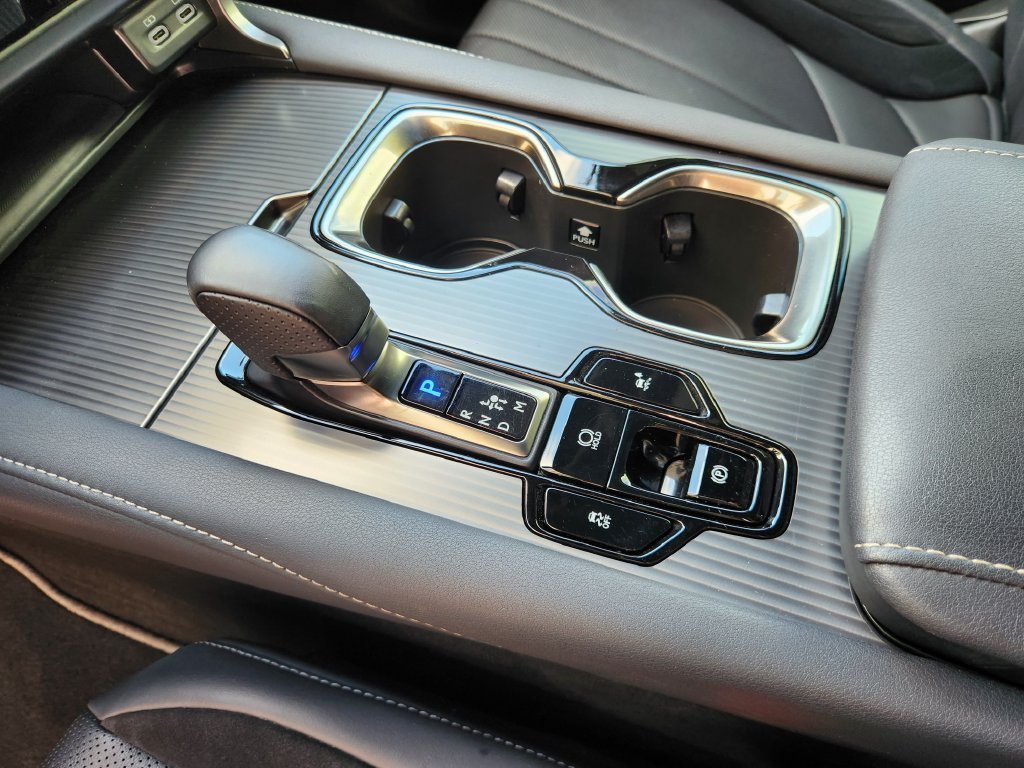 Certified Used 2024 Ultra White Lexus 500h F SPORT Performance image 19