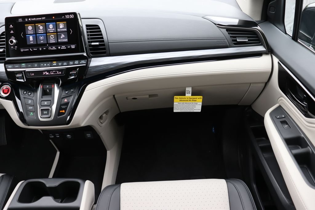 2026 Honda Odyssey Elite - Photo 18