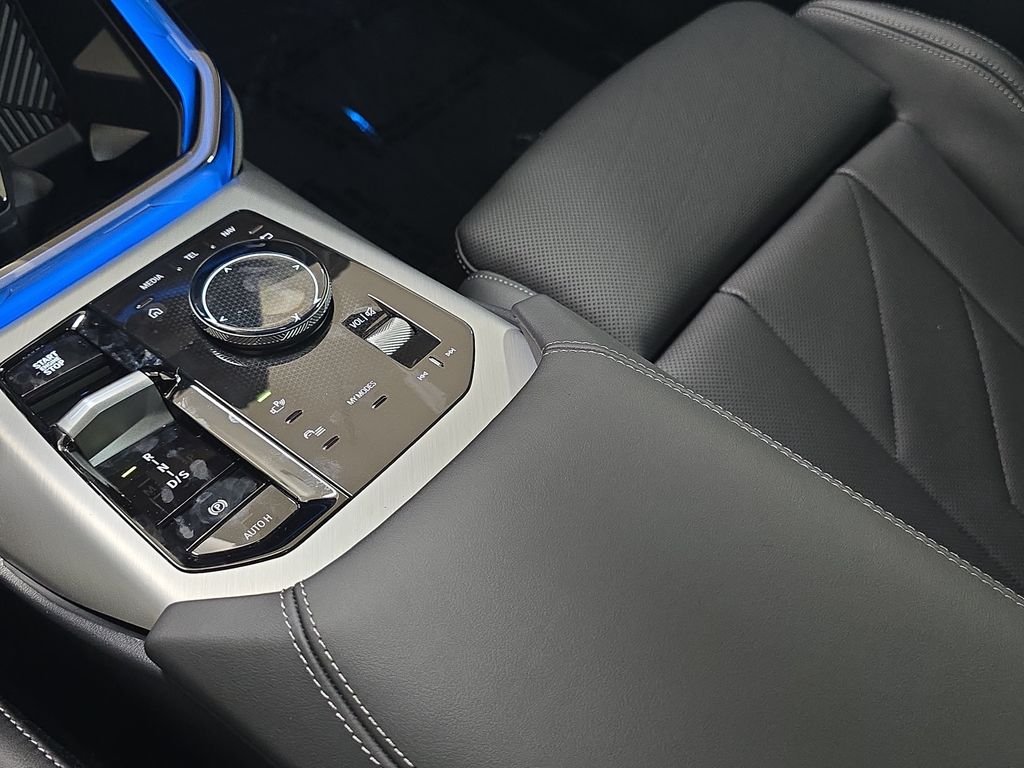 New 2026 Frozen Deep Grey BMW M50 xDrive image 19