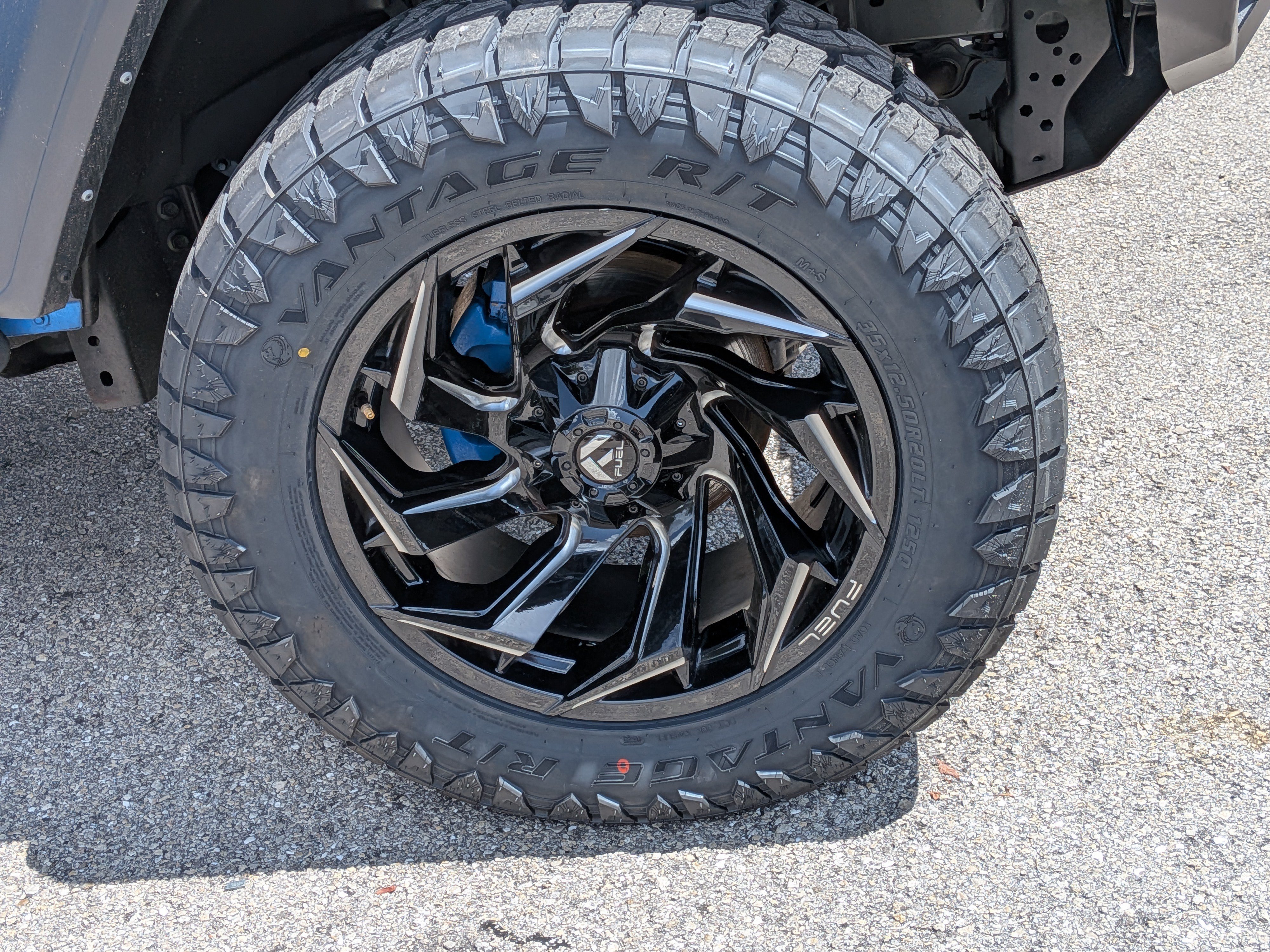 2023 Jeep Gladiator Sport S - Photo 11