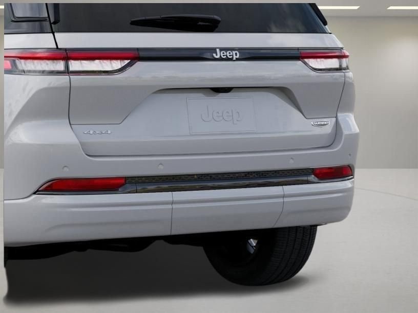 New 2026 Bright White Clear-Coat Exterior Paint Jeep Summit image 13