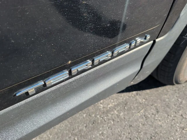 Used 2024 Black GMC SLE image 6