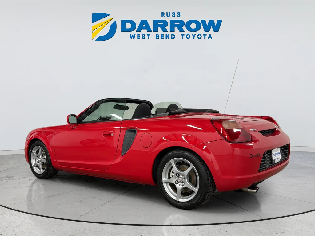 Used 2000 Red Toyota Base image 5