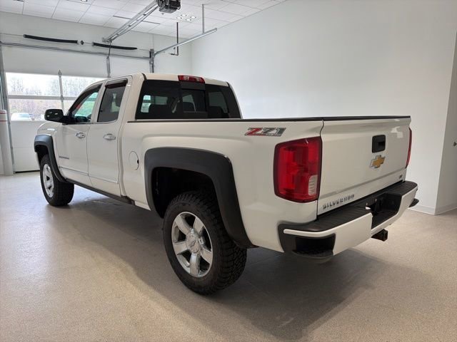 Used 2016 White Chevrolet LTZ image 4
