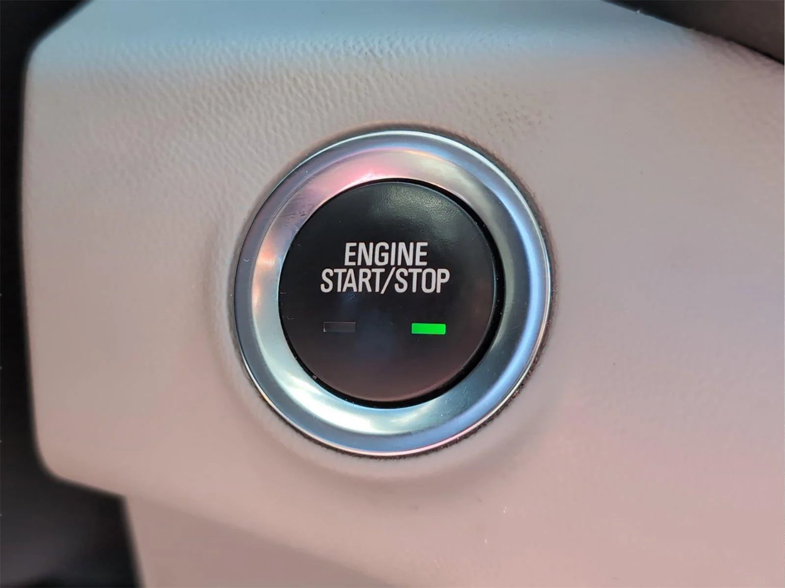 Used 2022 Summit White GMC SLE image 24