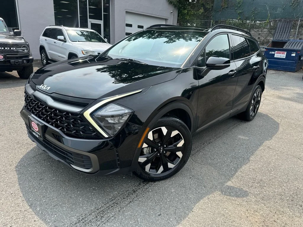 Used 2023 Black Kia X-Line image 1
