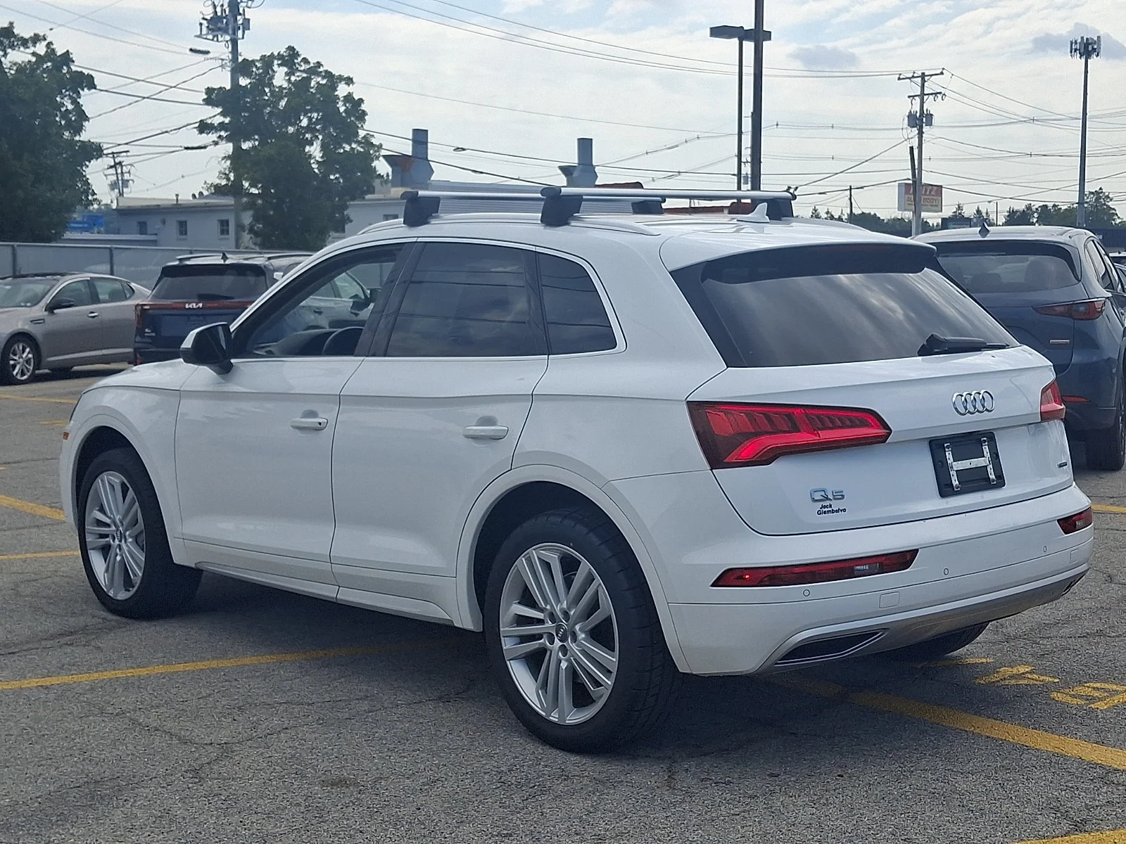 Used 2020 White Audi 45 Premium Plus image 4