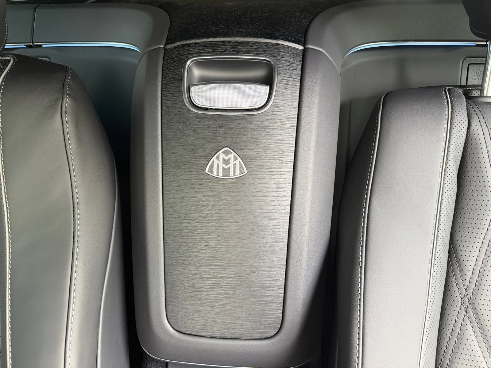 New 2026 Obsidian Mercedes-Benz Maybach GLS 600 image 24