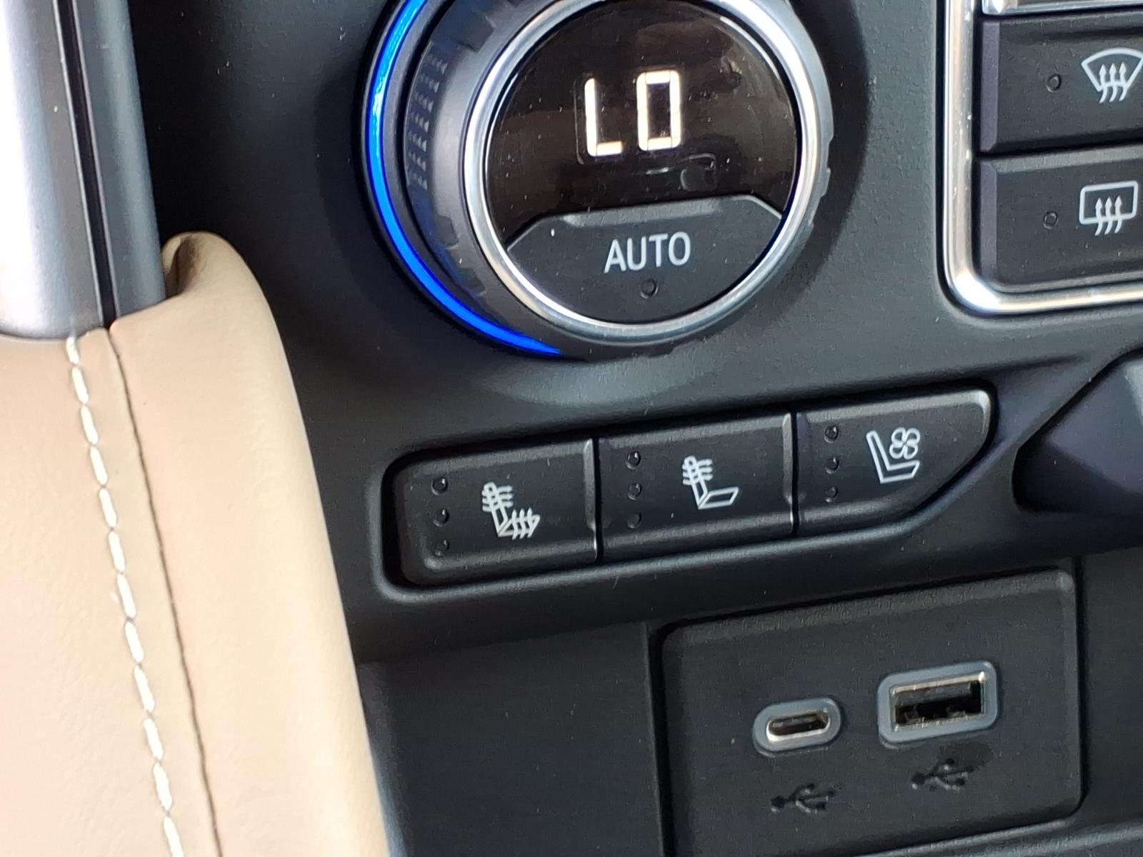 Used 2021 Empire Beige Metallic Chevrolet Premier image 7