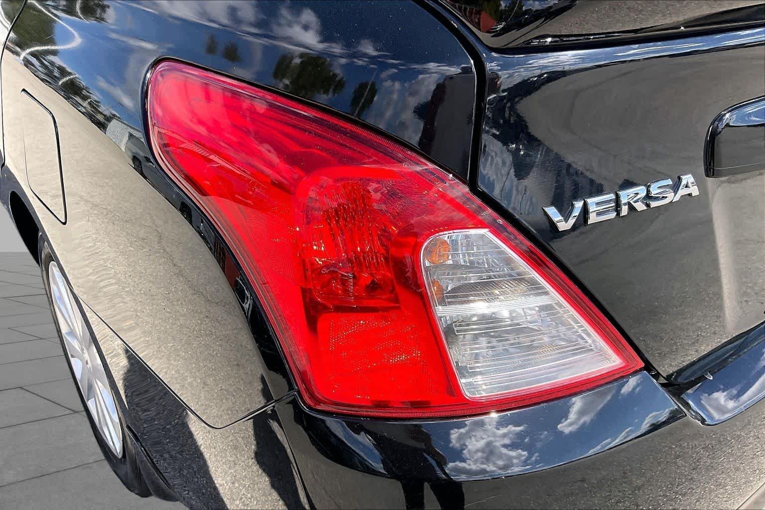 Used 2018 Super Black Nissan SV image 27