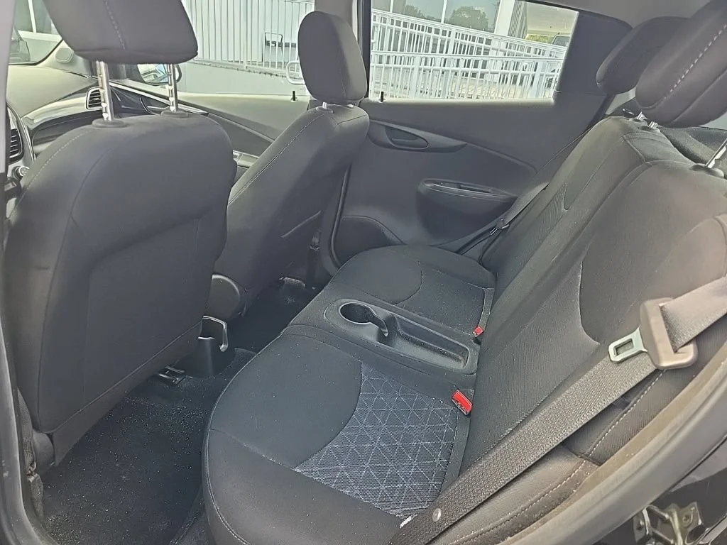 Certified Used 2019 (Metallic Paint.) Chevrolet LT image 5