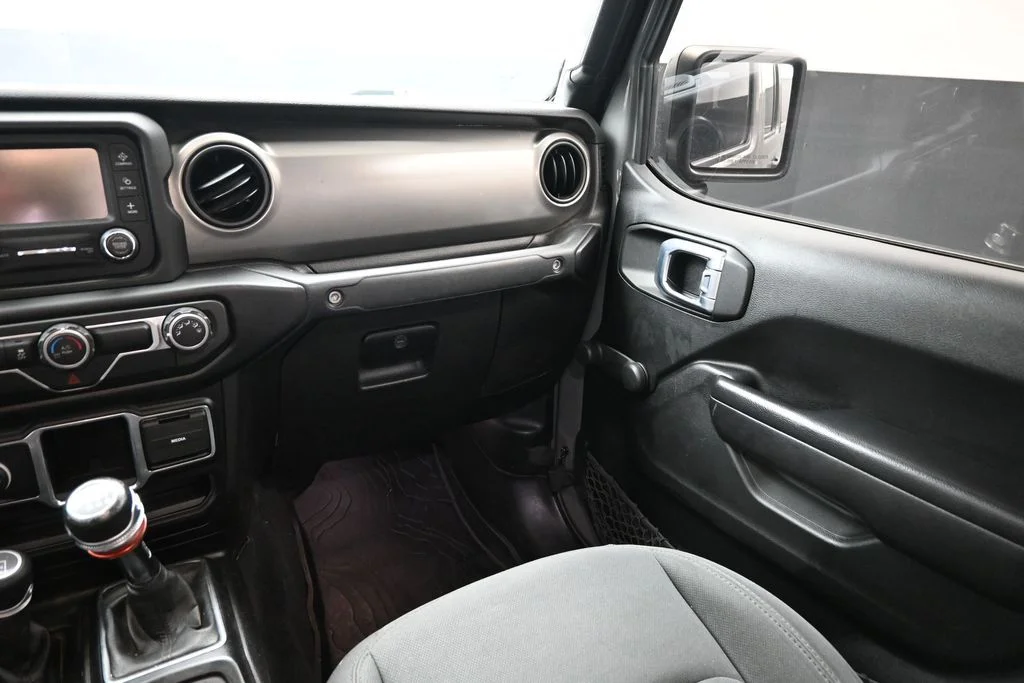 2021 Jeep Gladiator Sport - Photo 15