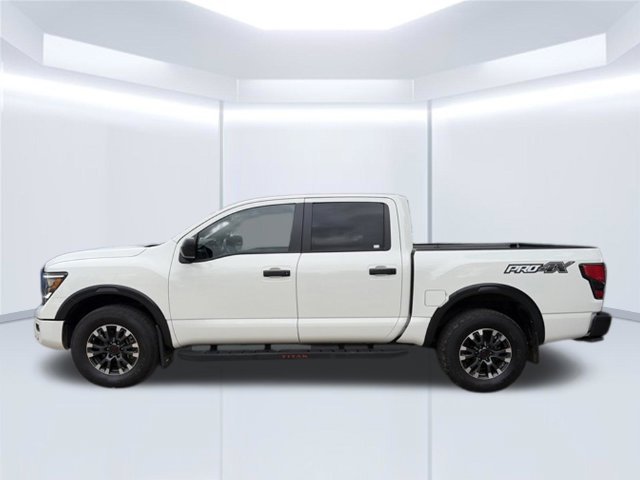 Used 2024 White Nissan PRO-4X image 10