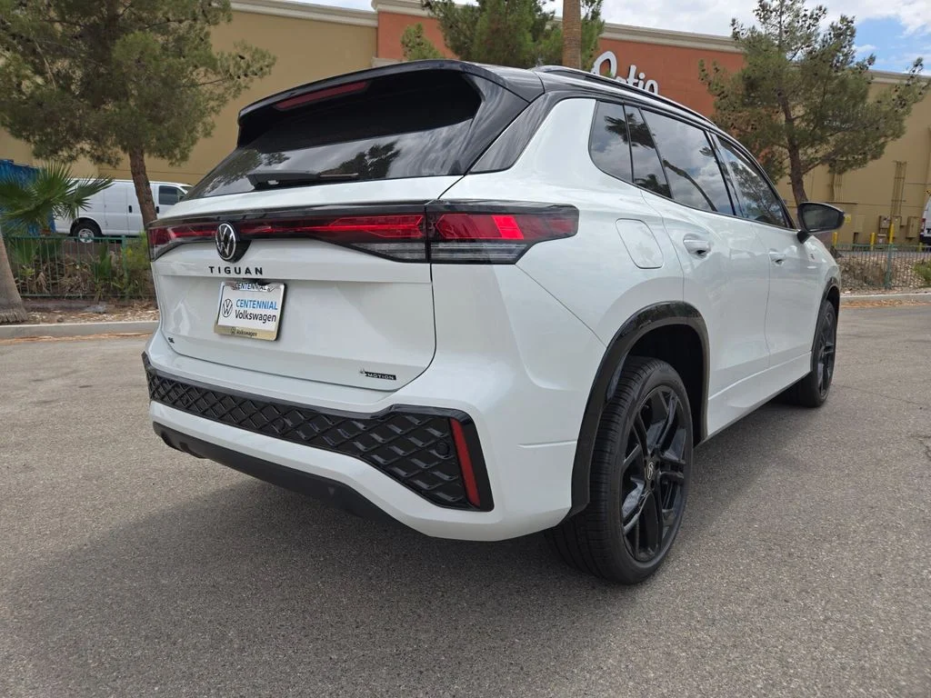 New 2026 White Volkswagen 2.0T SE R-Line Black image 4