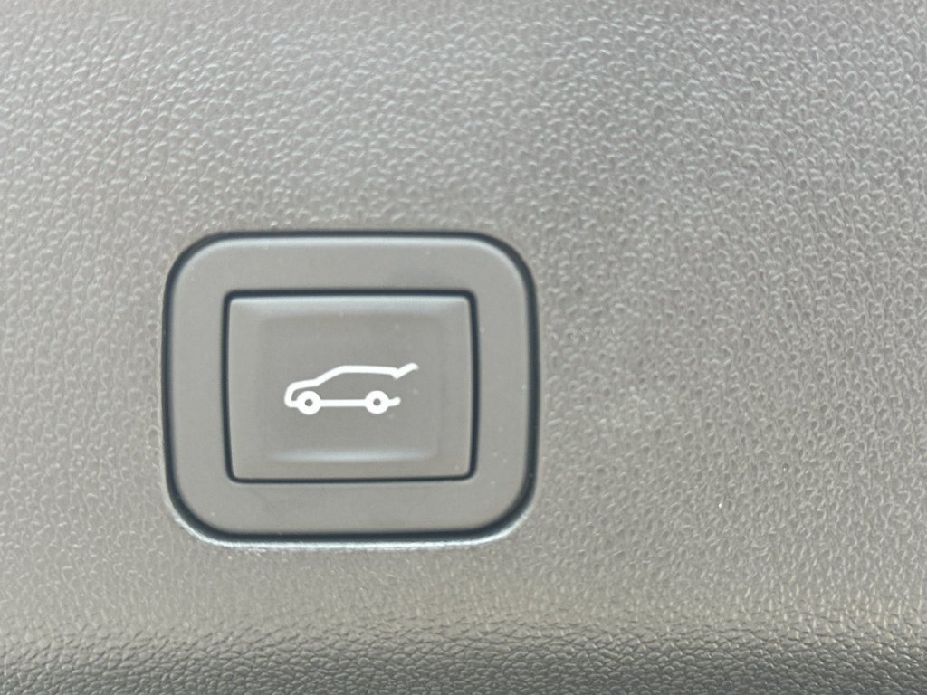 2026 GMC Yukon Elevation - Photo 19