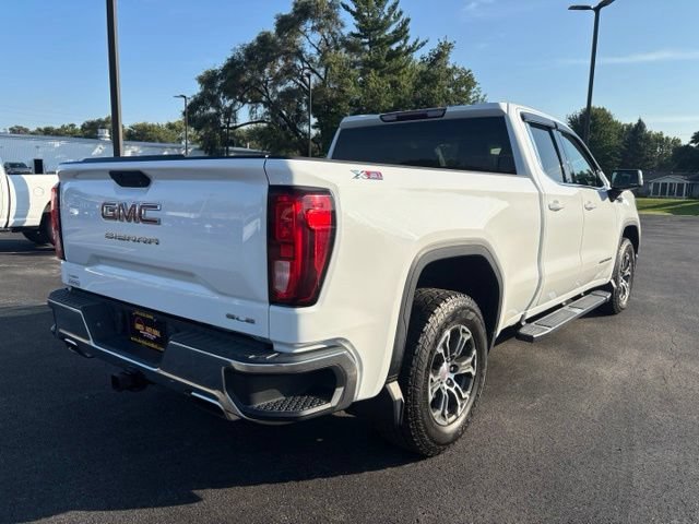 Used 2019 Summit White GMC SLE image 5