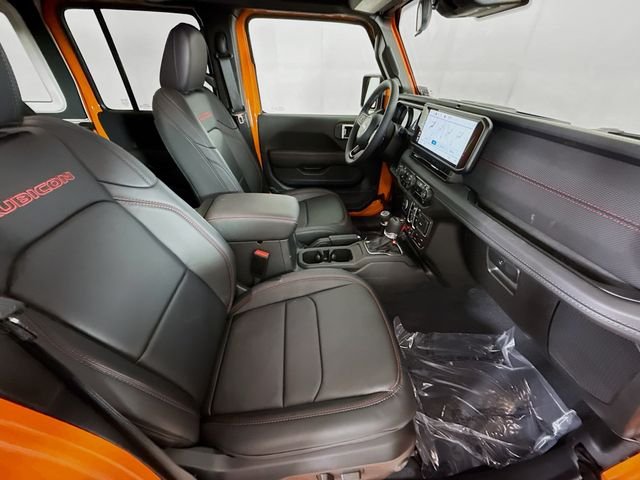 Used 2025 Orange Jeep Rubicon image 25