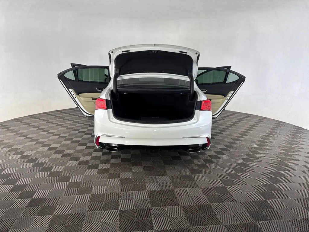 Used 2020  Acura 3.5L Technology Pkg image 17